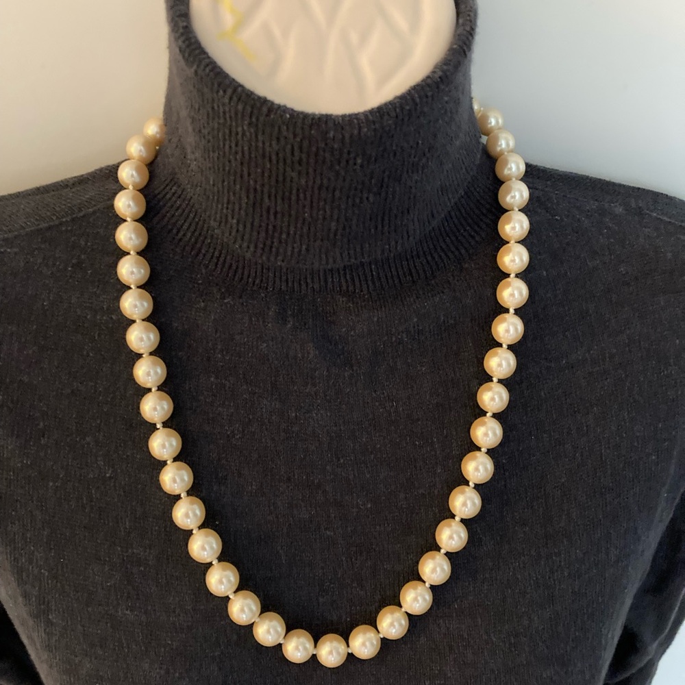Monet 24”Knotted Strand of Pearls